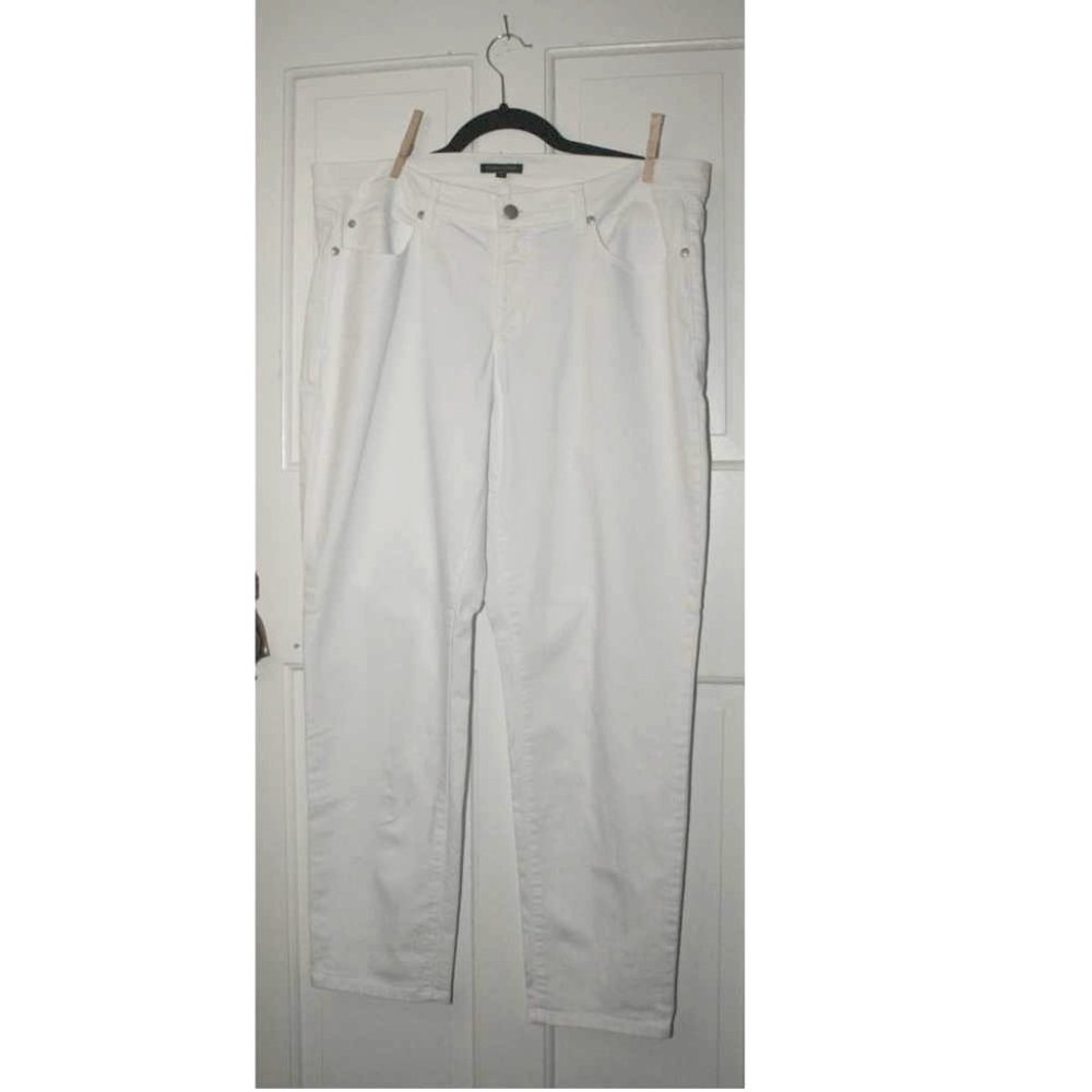 EILEEN FISHER Organic Cotton Denim High-Waisted Jean